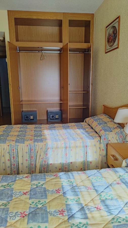 Hotel Ria De Vigo "Tierra De Campos" Becilla de Valderaduey Exteriör bild